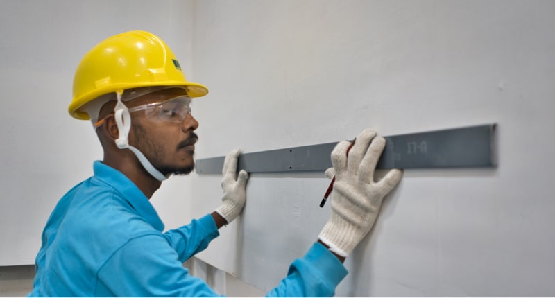 How to Succeed in Your Plumbing or Electrical Course